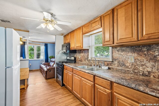619 Webb Ave Property Photo 5