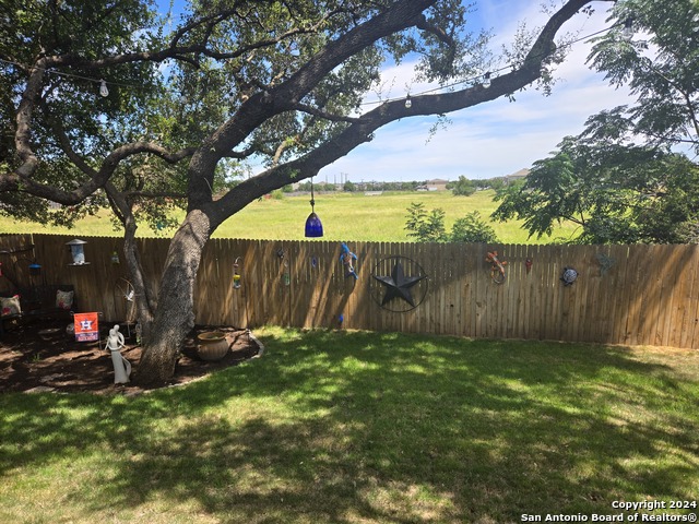 8814 White Crown Property Photo 26