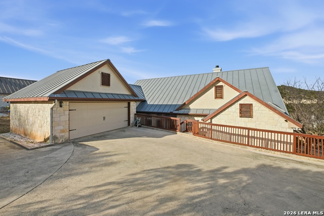 204 Tapatio Dr W Property Photo 1