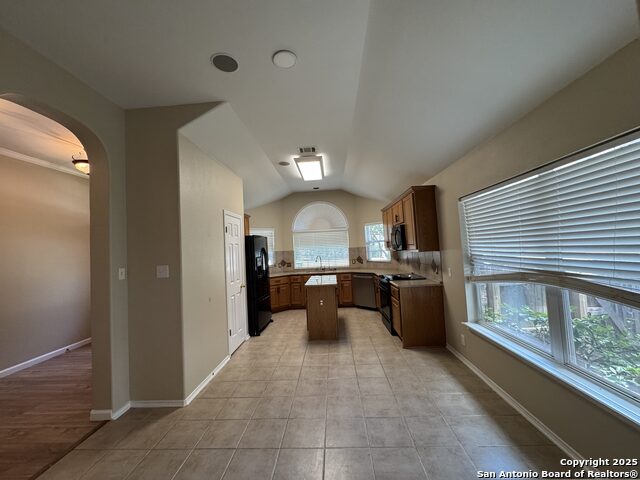 20502 Wild Springs Property Photo 8