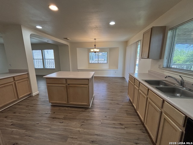 8214 Chestnut Manor Dr Property Photo 10