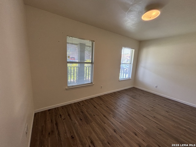 8214 Chestnut Manor Dr Property Photo 11