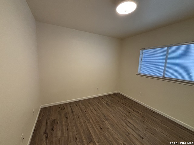 8214 Chestnut Manor Dr Property Photo 18