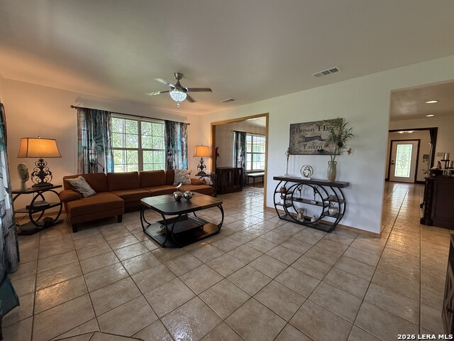 103 Misty Bnd Property Photo 7