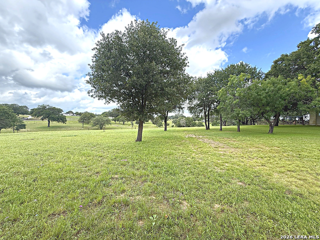 103 Misty Bnd Property Photo 37