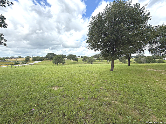 103 Misty Bnd Property Photo 38