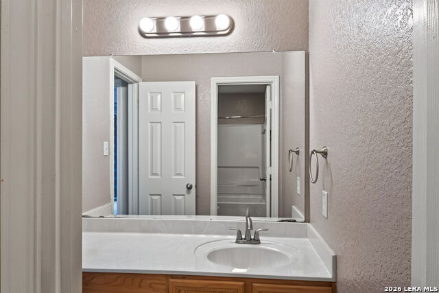 8807 Laguna Fls Property Photo 25