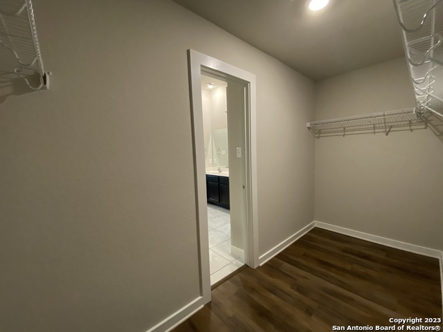 6015 Akin Stroll Property Photo 3