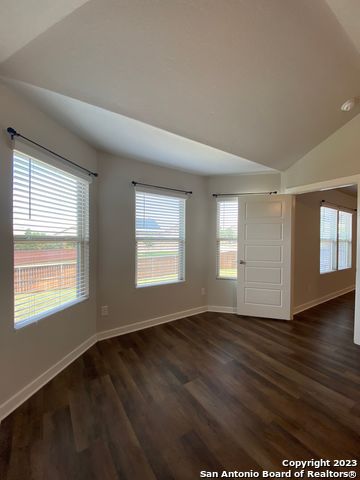6015 Akin Stroll Property Photo 5