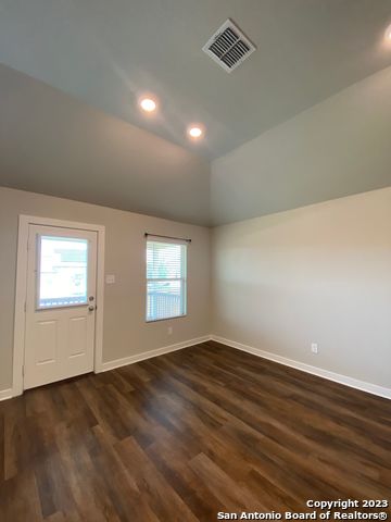 6015 Akin Stroll Property Photo 13