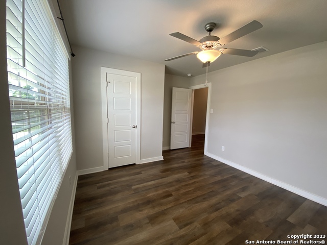 6015 Akin Stroll Property Photo 19