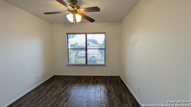 5015 Viking Coral Property Photo 19