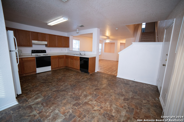 4935 Ancient Elm Property Photo 2