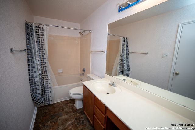 4935 Ancient Elm Property Photo 6
