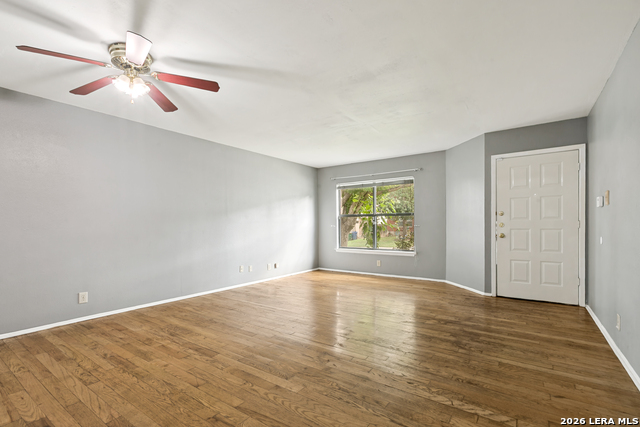 9410 Bendell Property Photo 7
