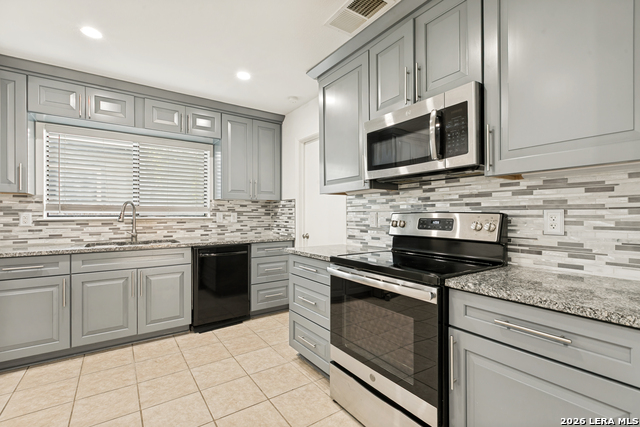 9410 Bendell Property Photo 9