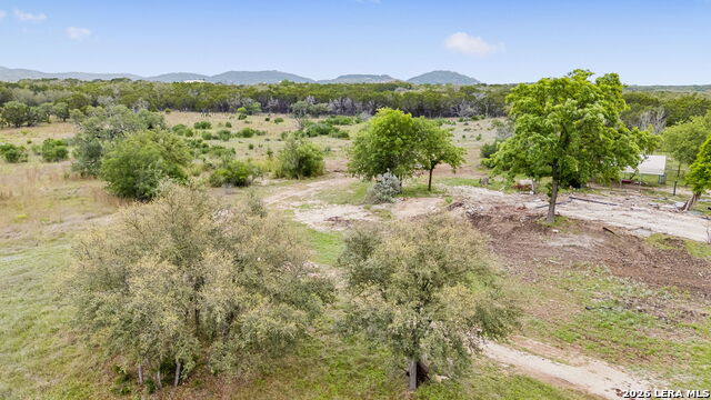 997 Gw Edwards Lane Property Photo 9