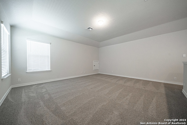 909 Rolling River Property Photo 21
