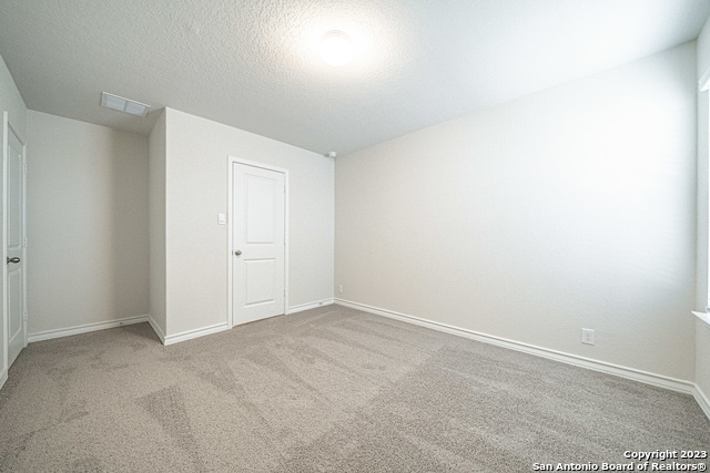 909 Rolling River Property Photo 32