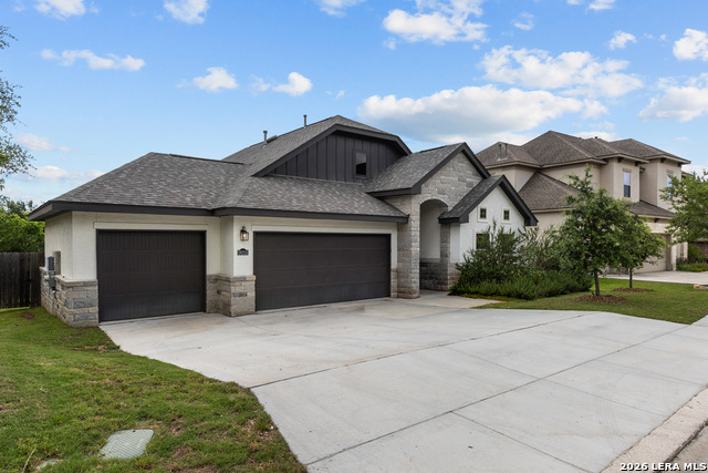 28210 Versant Hls Property Photo 3