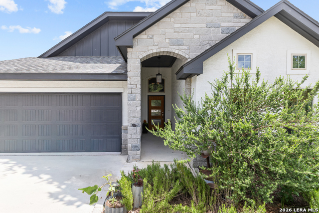 28210 Versant Hls Property Photo 4