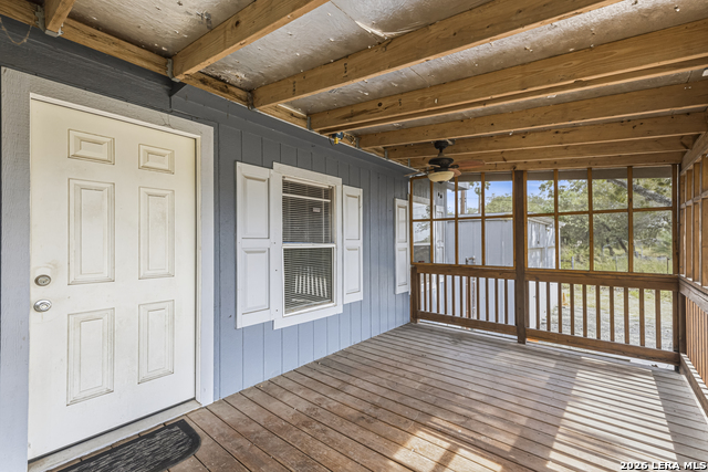 25111 Sandview Property Photo 4