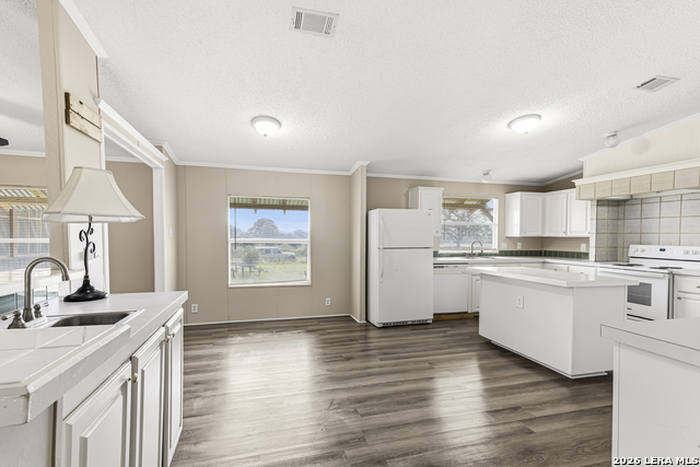 25111 Sandview Property Photo 10