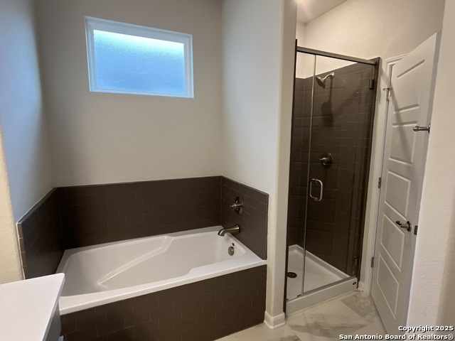 8234 Sunrise Glen Property Photo 5
