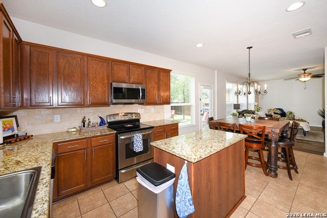 23815 Misty Peak Property Photo 6