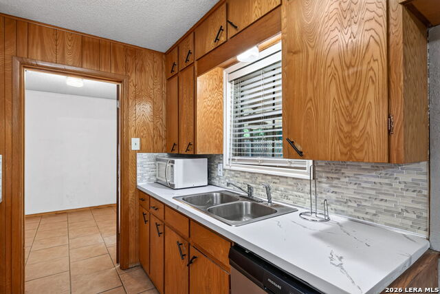 138 Bobolink Dr Property Photo 14
