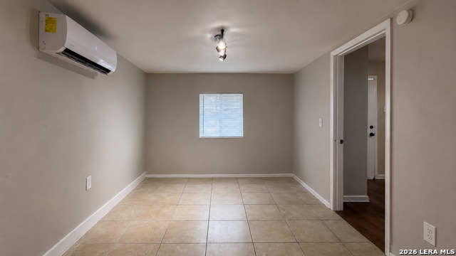 1319 Leal Property Photo 6