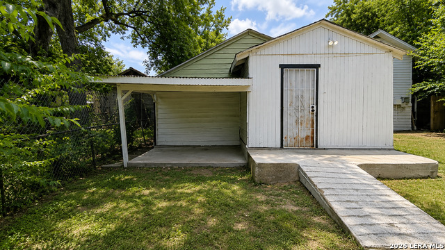 1319 Leal Property Photo 15