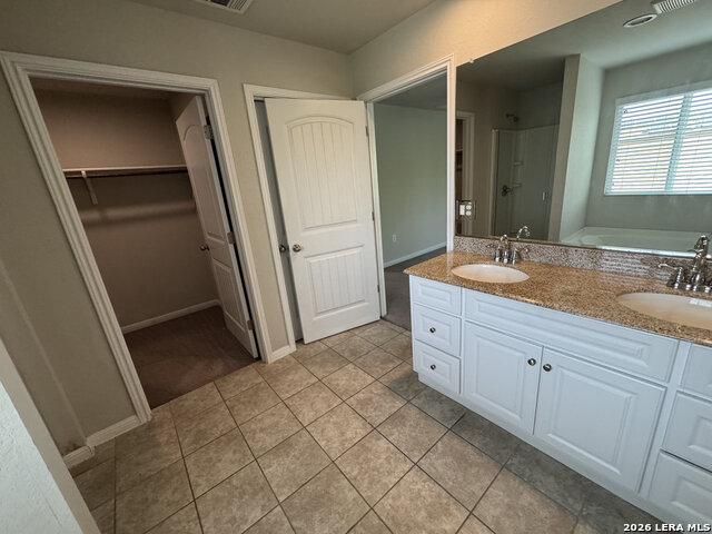 10106 Relic Oaks Property Photo 32