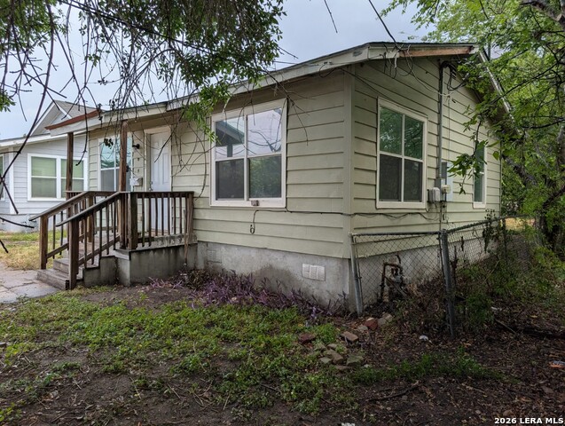 523 Rotary Property Photo 1