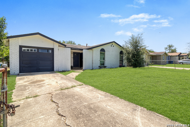 411 Samuel Dr Property Photo 1