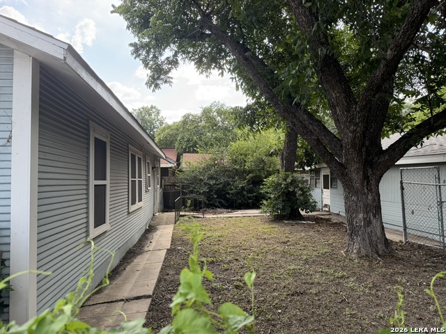 949 Aransas Property Photo 3