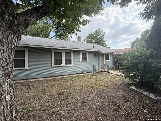 949 Aransas Property Photo 4