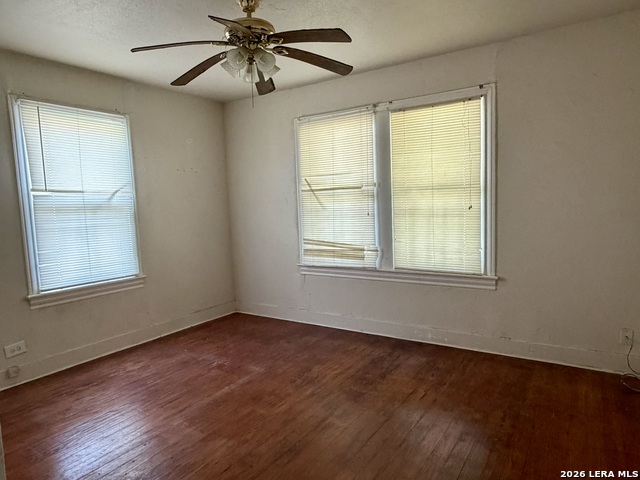 949 Aransas Property Photo 7