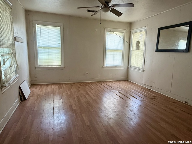949 Aransas Property Photo 9