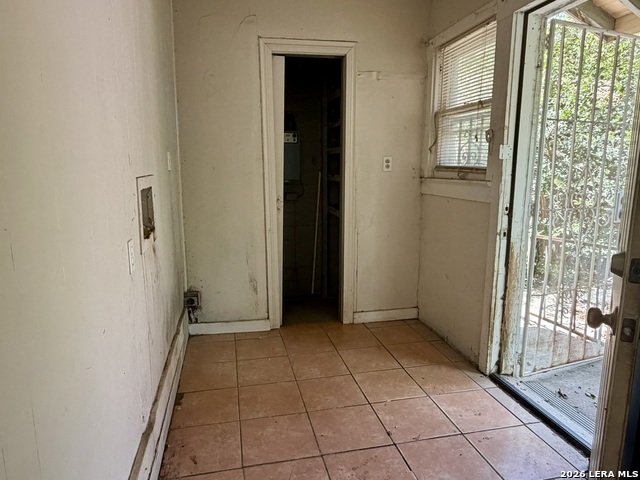949 Aransas Property Photo 11