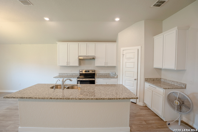 7654 Champion Creek Property Photo 7