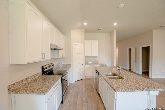 7654 Champion Creek Property Photo 8
