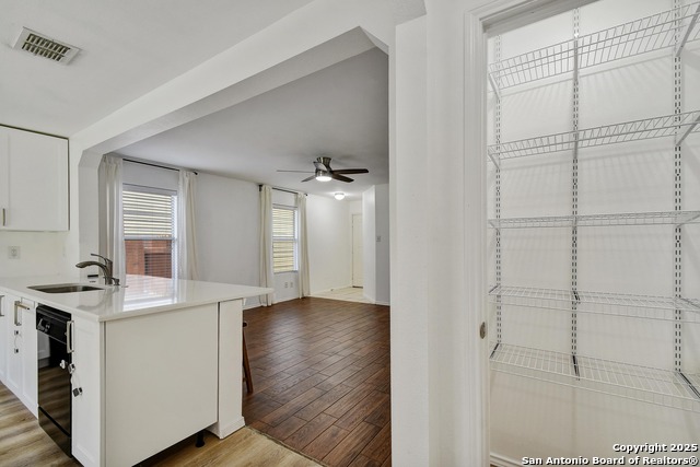 3630 Lazy Clover Property Photo 7