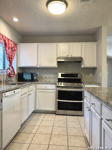 10038 Aztec Vlg Property Photo 8