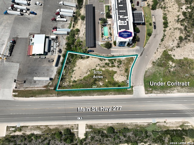 3325 E Main St Property Photo 3