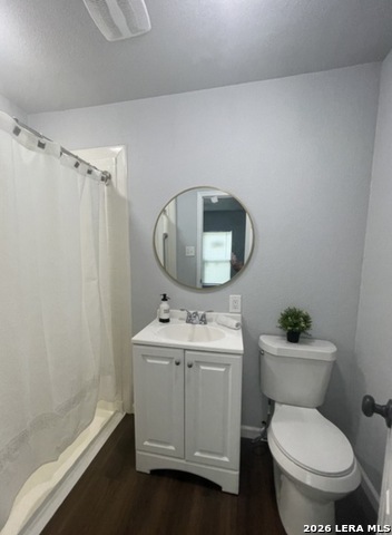 422 Florence St Property Photo 7