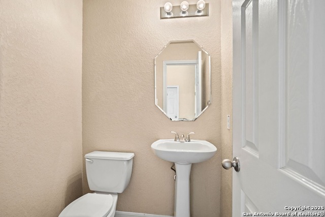 9303 Ingleton Property Photo 17