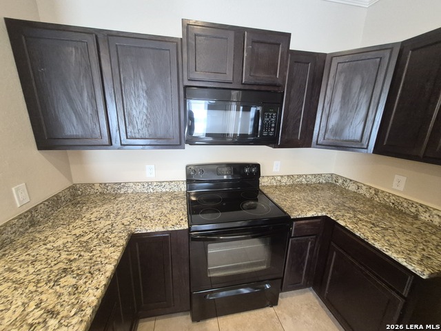 6618 Arancione Ave. Property Photo 6