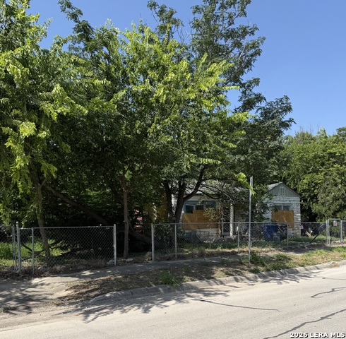 905 Wyoming St Property Photo 2