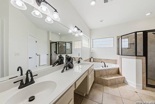 200 Texas Country Dr Property Photo 16